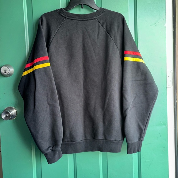 Disney women’s large Black Crewneck Sweater with Mickey Mouse - Picture 5 of 6